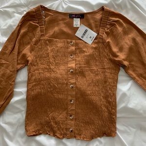 Brand New Crinkled Peasant Sleeve Top